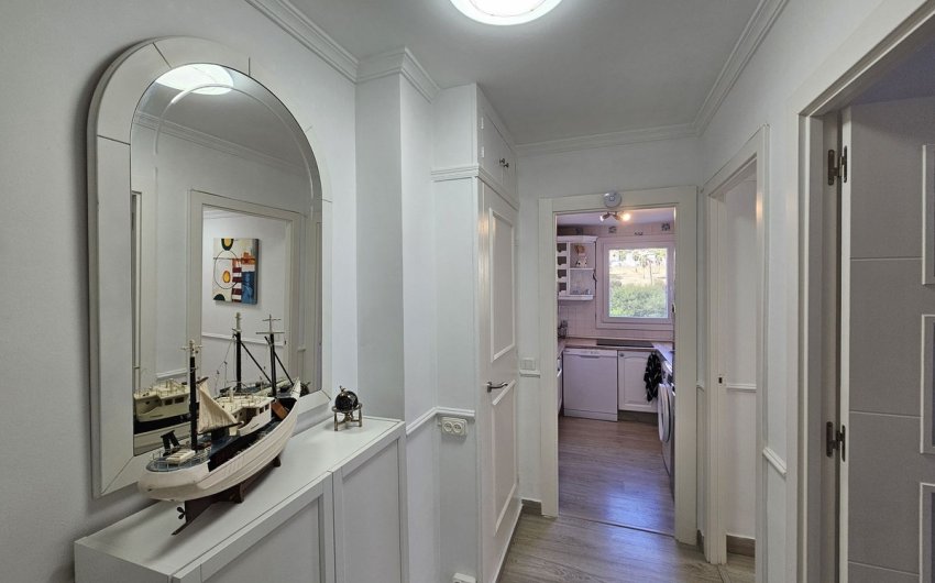 Herverkoop - Apartment -
La Duquesa - Costa del Sol