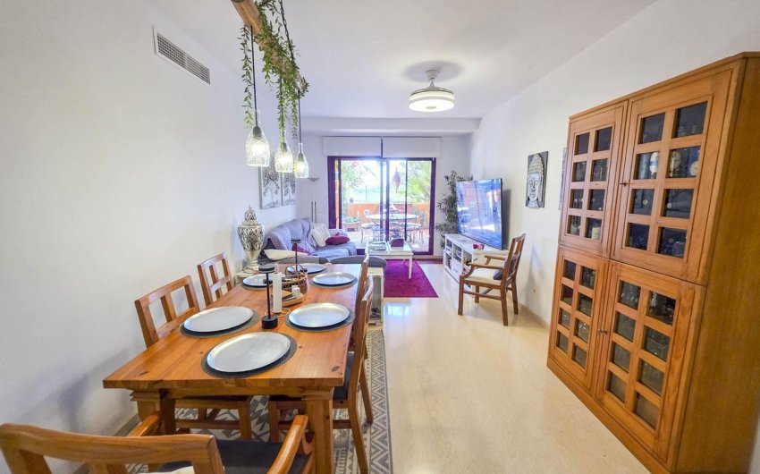 Herverkoop - Apartment -
La Duquesa - Costa del Sol