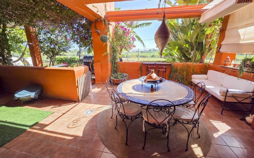 Herverkoop - Apartment -
La Duquesa - Costa del Sol