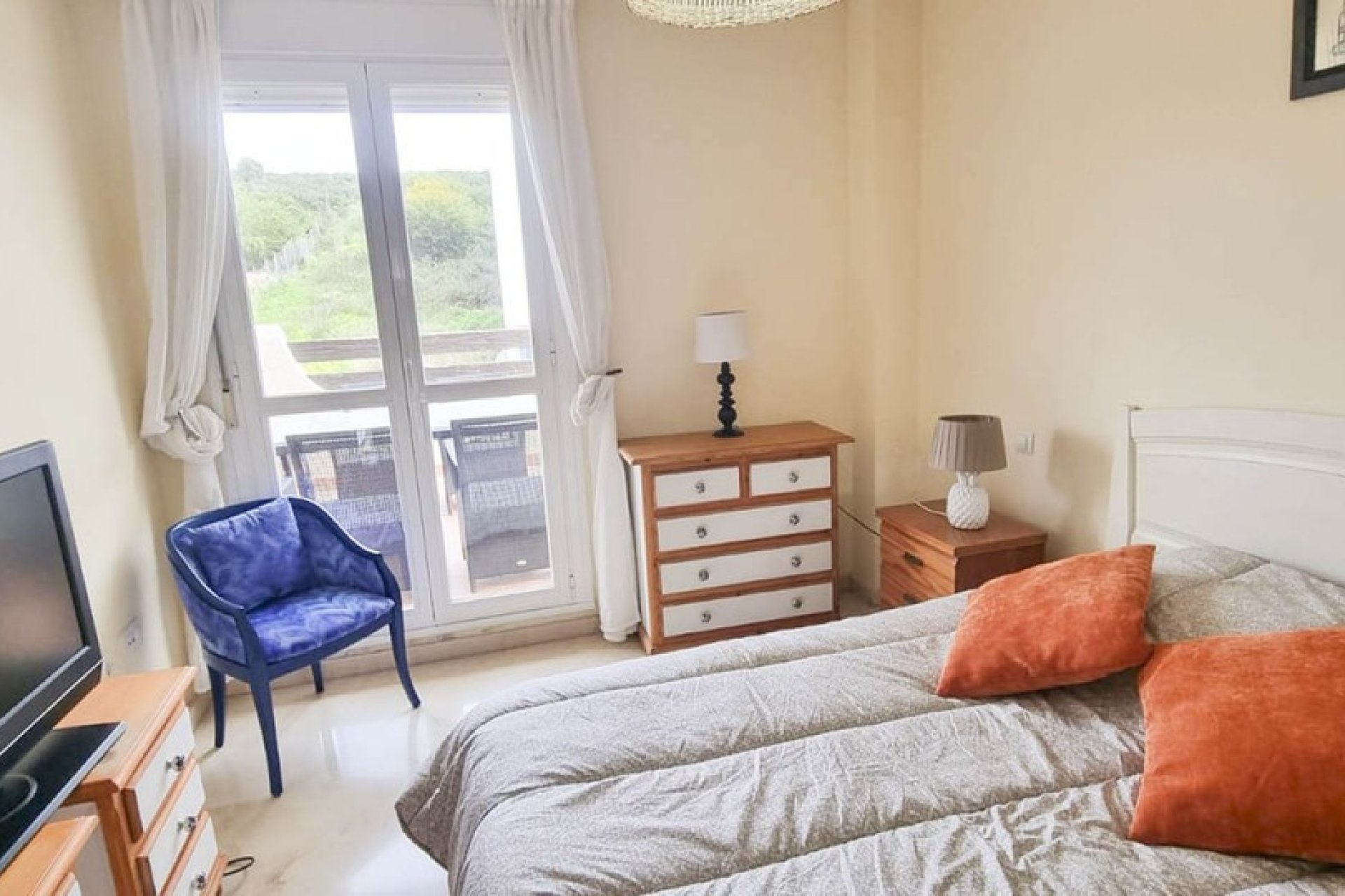Herverkoop - Apartment -
La Duquesa - Costa del Sol