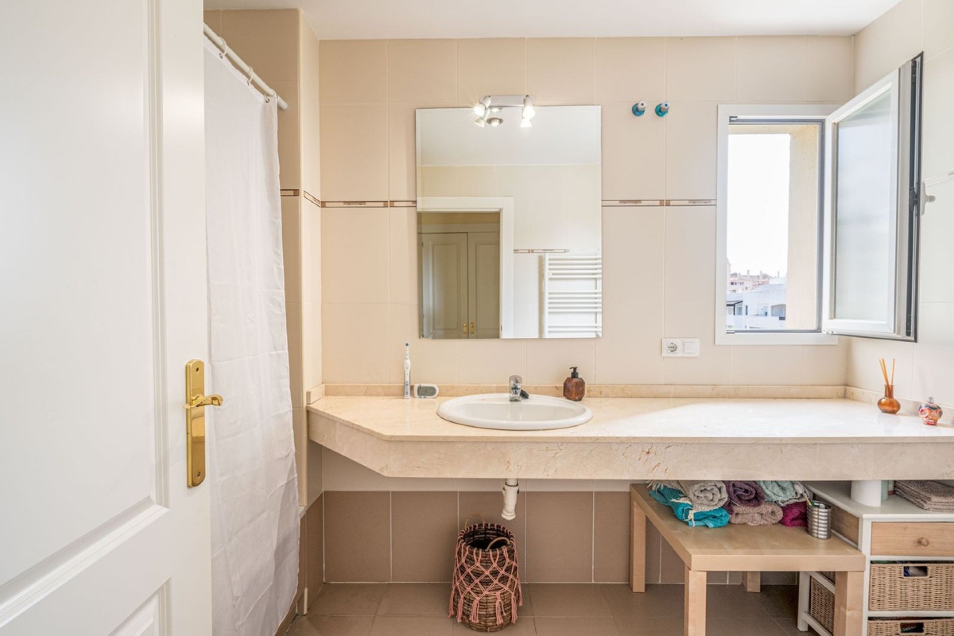 Herverkoop - Apartment -
La Duquesa - Costa del Sol