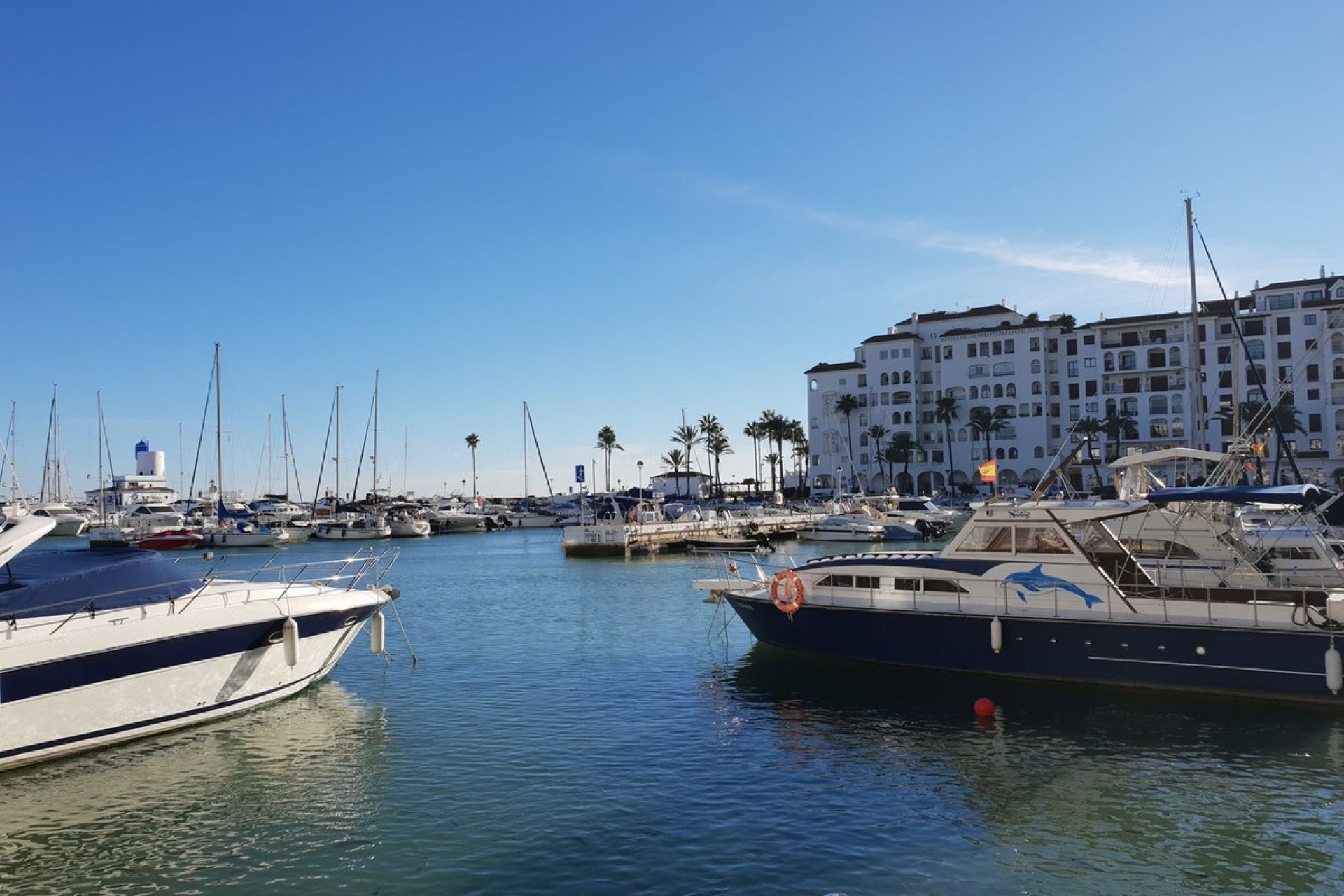Herverkoop - Apartment -
La Duquesa - Costa del Sol