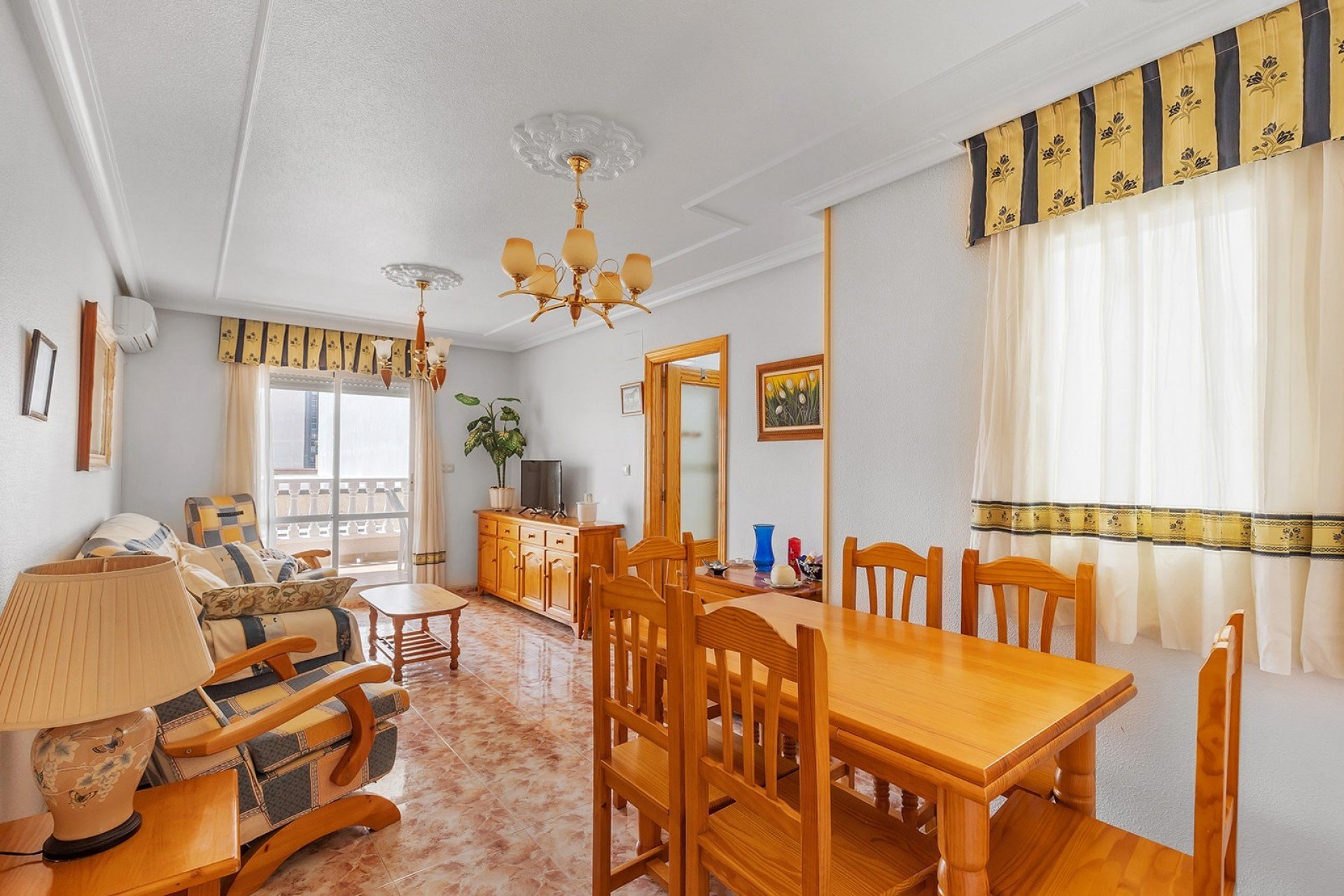 Herverkoop - Apartment -
La Mata - Costa Blanca