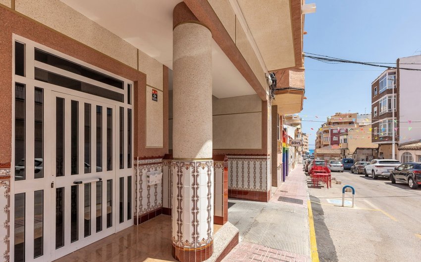 Herverkoop - Apartment -
La Mata - Costa Blanca
