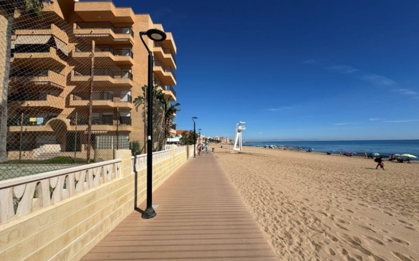 Herverkoop - Apartment -
La Mata - Costa Blanca