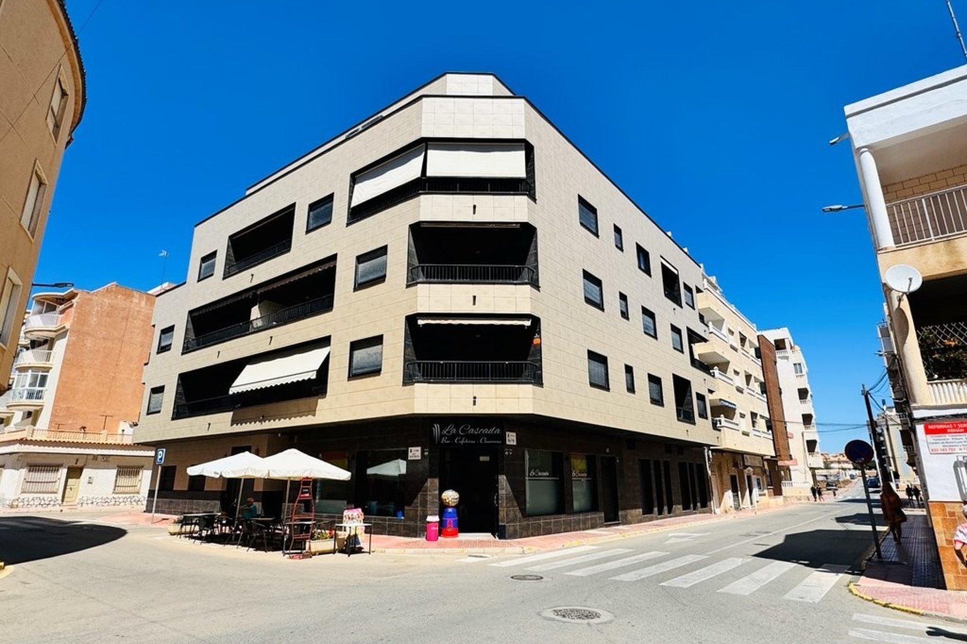 Herverkoop - Apartment -
La Mata - Costa Blanca