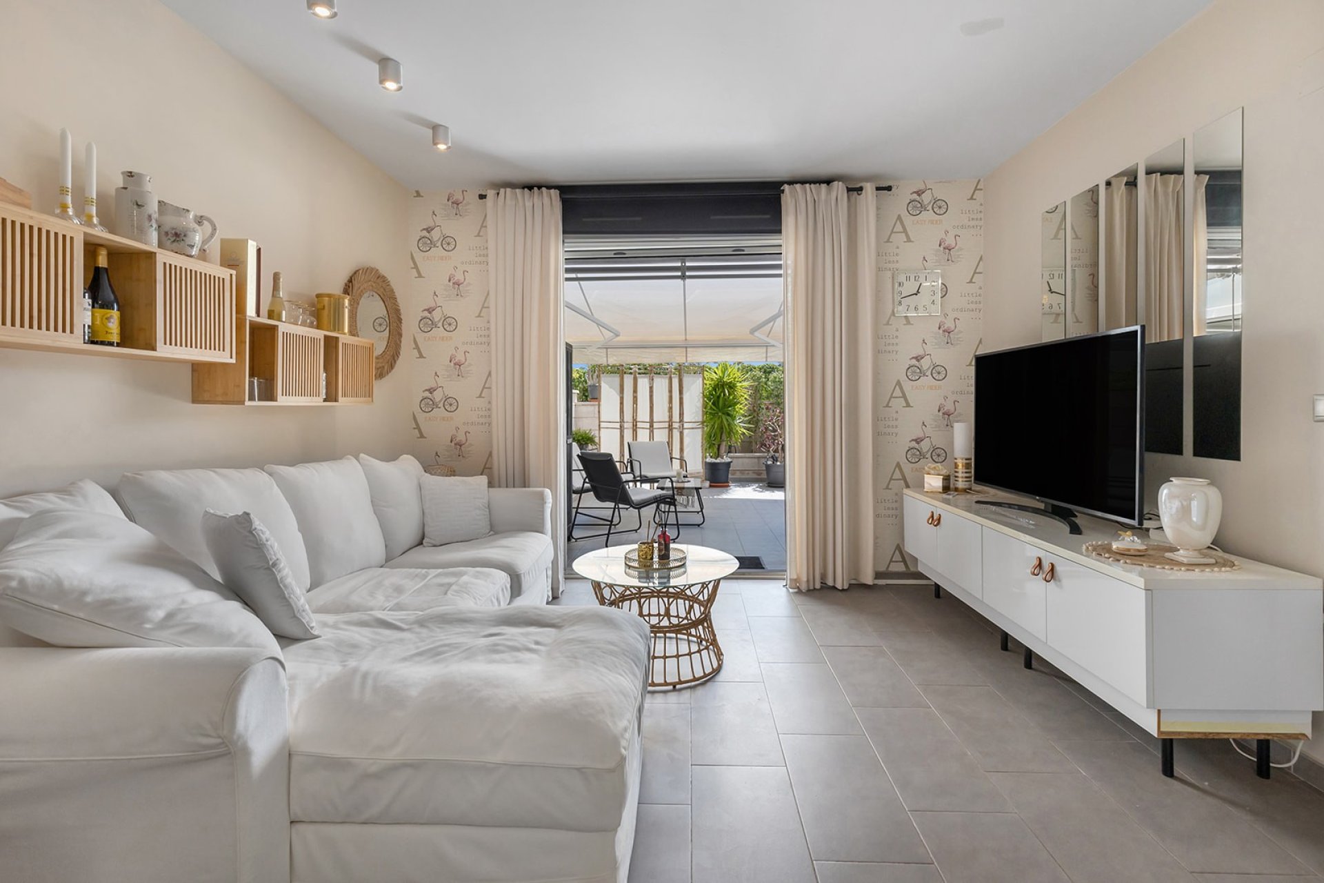 Herverkoop - Apartment -
La Mata - Playa