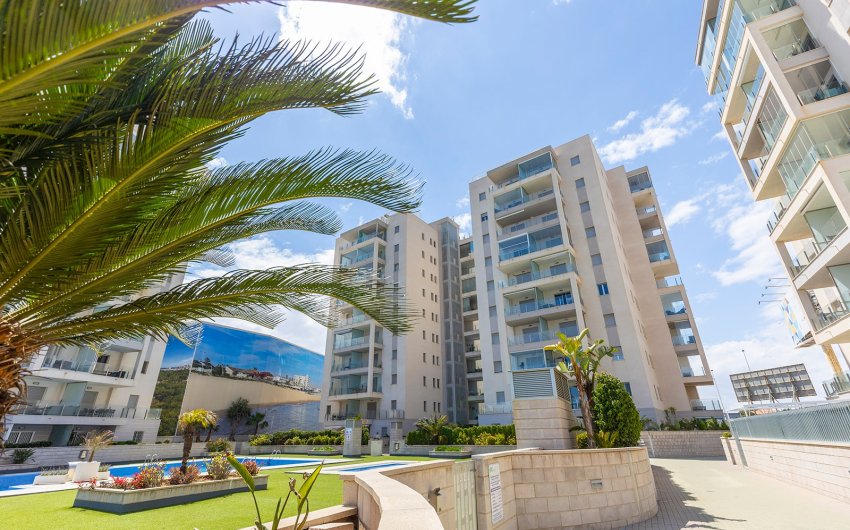 Herverkoop - Apartment -
La Mata - Playa