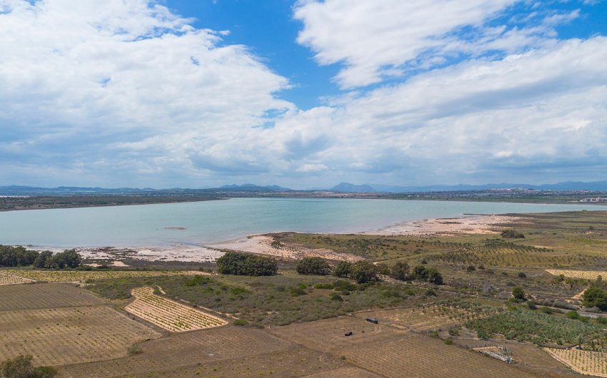 Herverkoop - Apartment -
La Mata - Playa