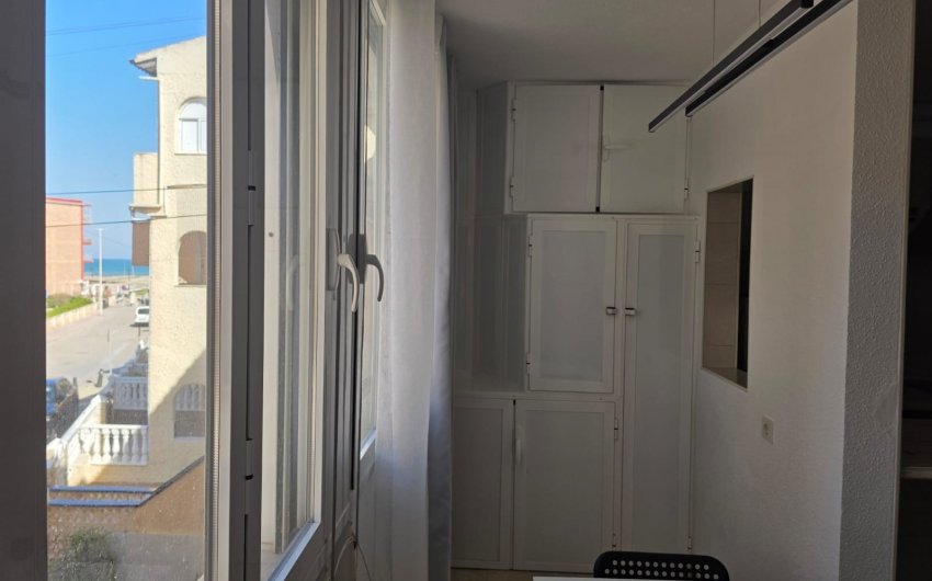 Herverkoop - Apartment -
La Mata - Playa