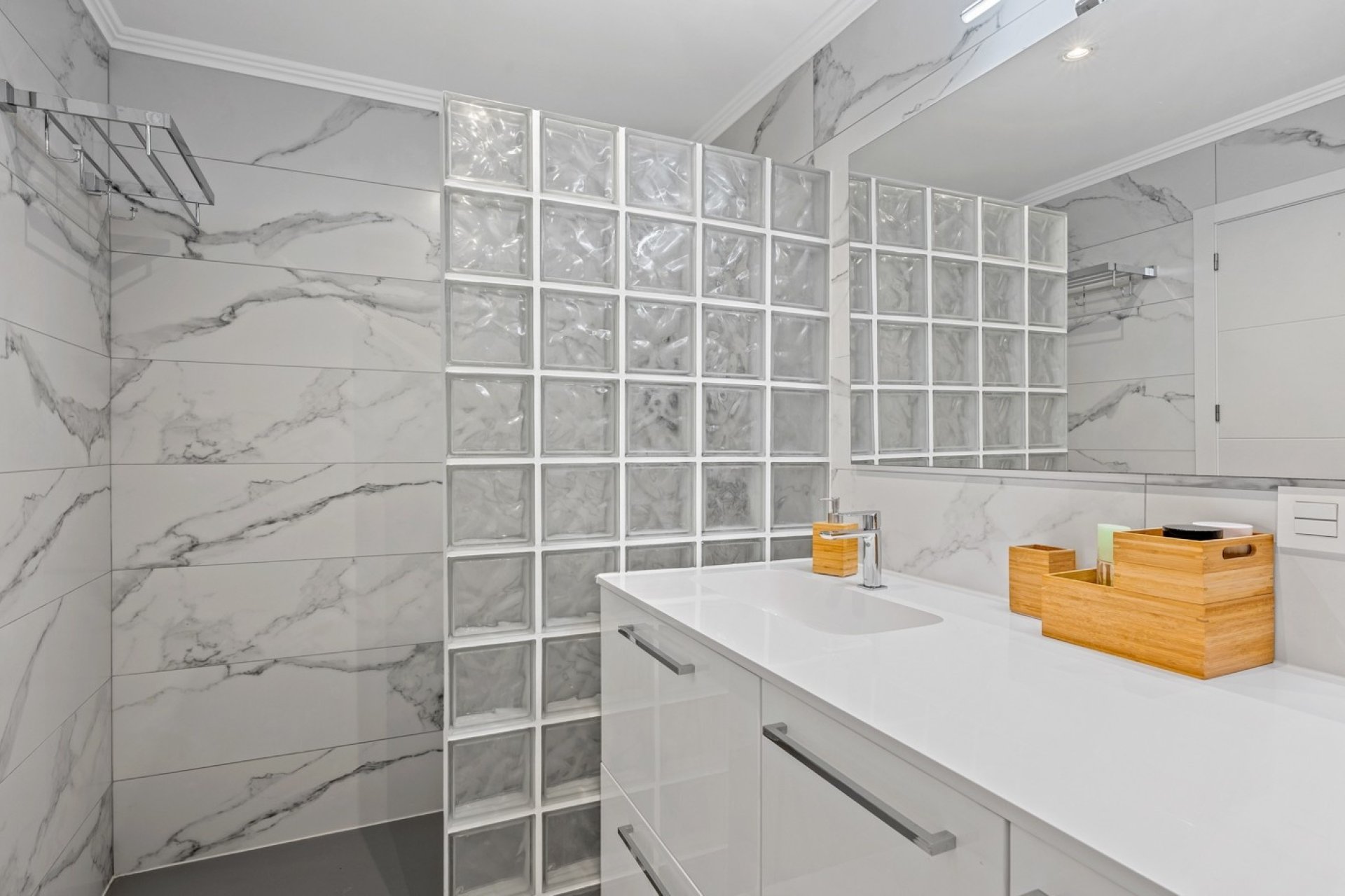 Herverkoop - Apartment -
La Nucía