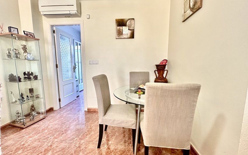 Herverkoop - Apartment -
La Zenia - Costa Blanca