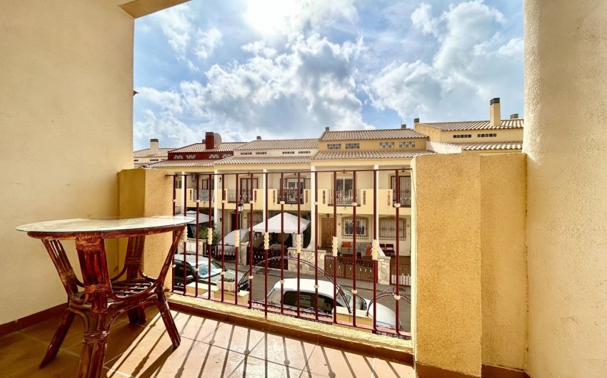 Herverkoop - Apartment -
La Zenia - Costa Blanca