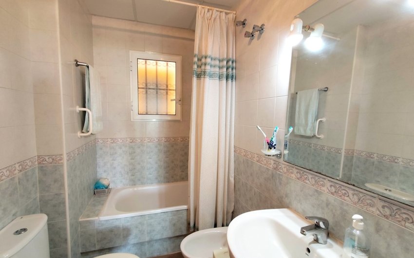 Herverkoop - Apartment -
La Zenia - Costa Blanca