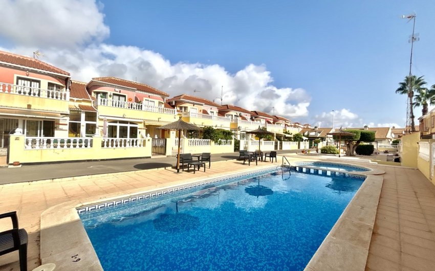 Herverkoop - Apartment -
La Zenia - Costa Blanca