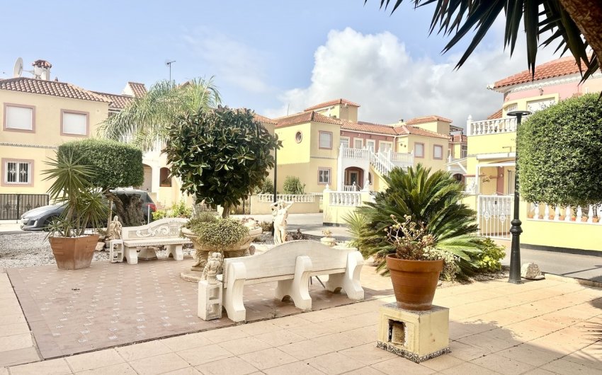 Herverkoop - Apartment -
La Zenia - Costa Blanca