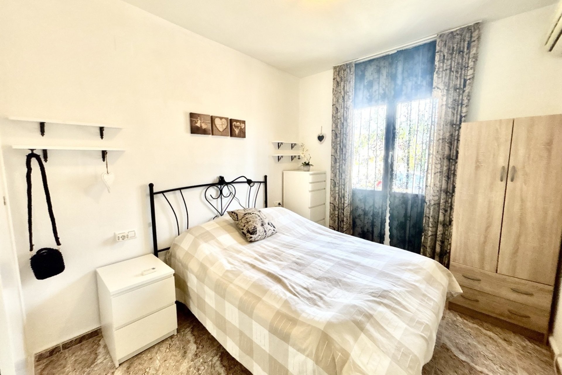 Herverkoop - Apartment -
La Zenia - Costa Blanca
