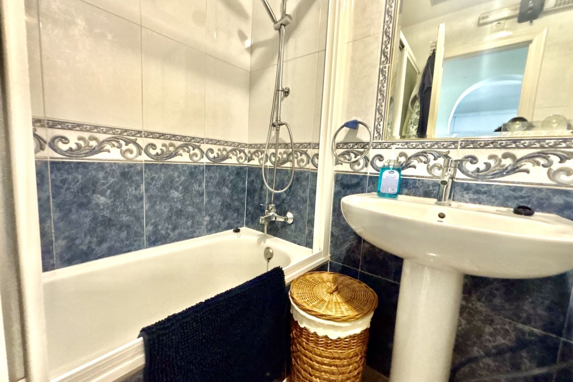 Herverkoop - Apartment -
La Zenia - Costa Blanca