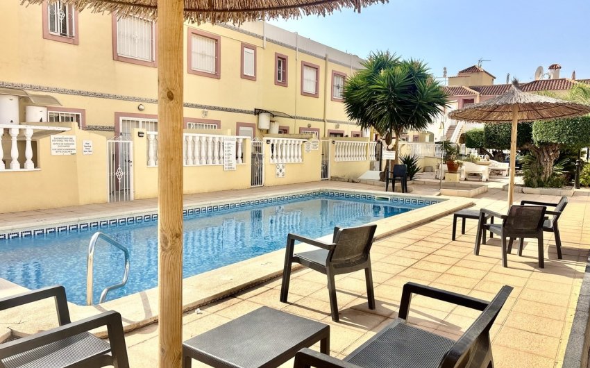 Herverkoop - Apartment -
La Zenia - Costa Blanca