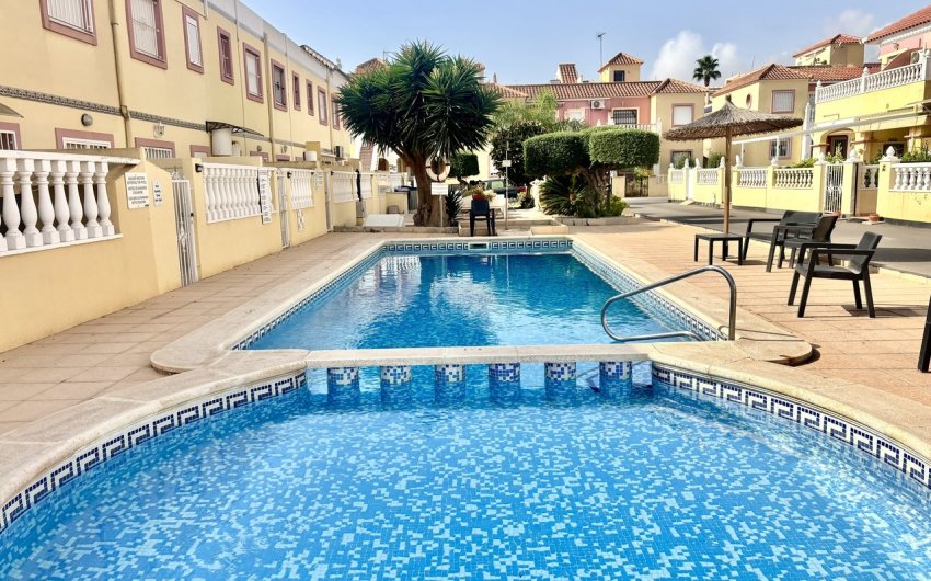 Herverkoop - Apartment -
La Zenia - Costa Blanca