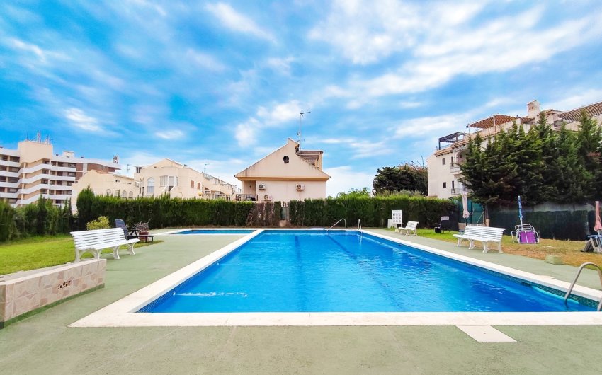 Herverkoop - Apartment -
La Zenia - Costa Blanca