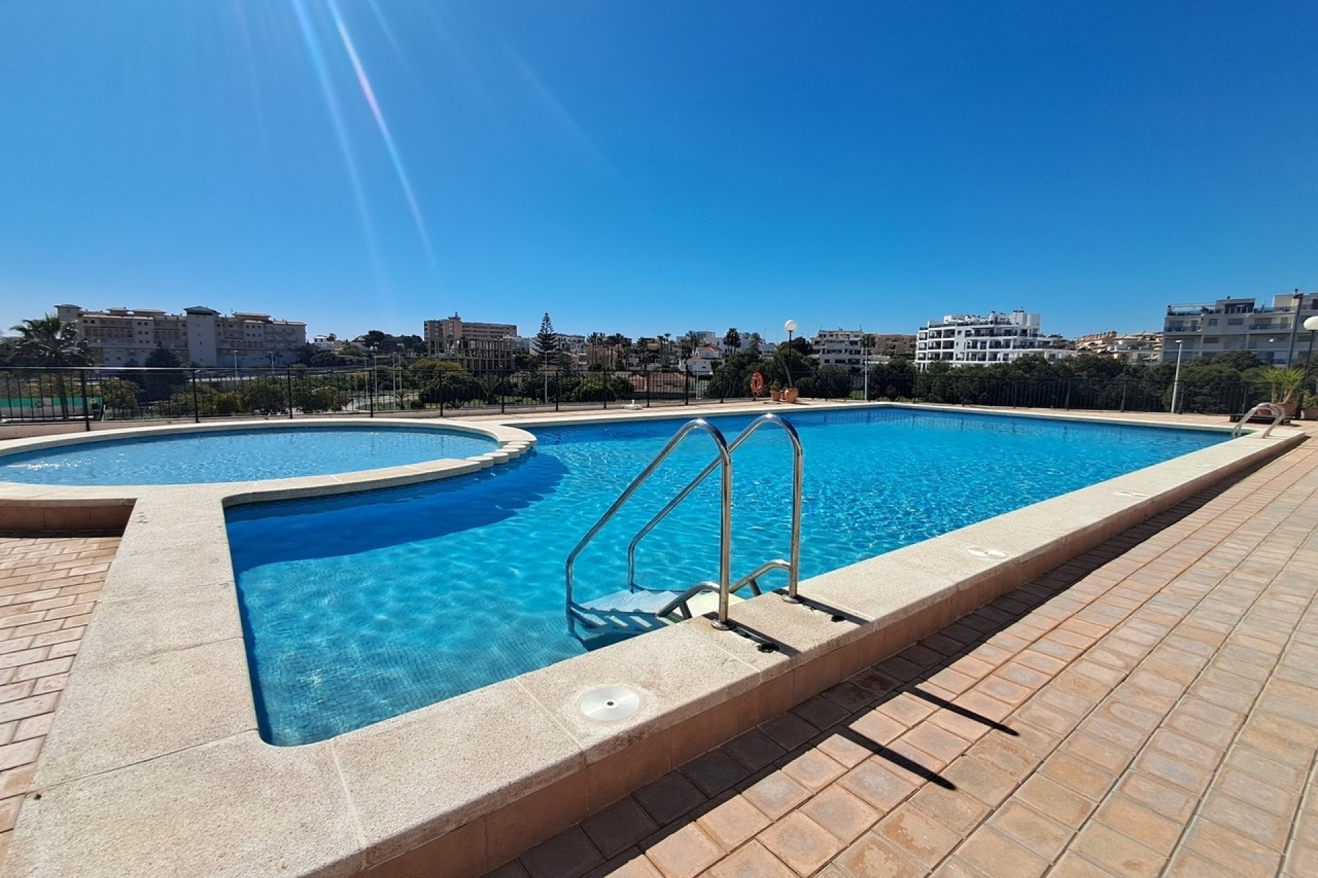 Herverkoop - Apartment -
La Zenia - Costa Blanca