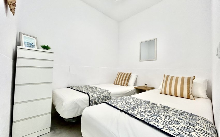 Herverkoop - Apartment -
La Zenia - Costa Blanca