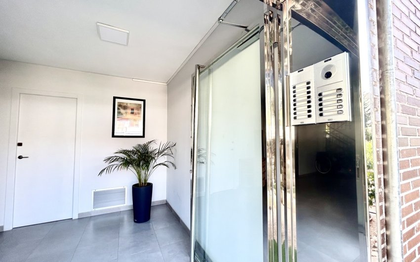 Herverkoop - Apartment -
La Zenia - Costa Blanca