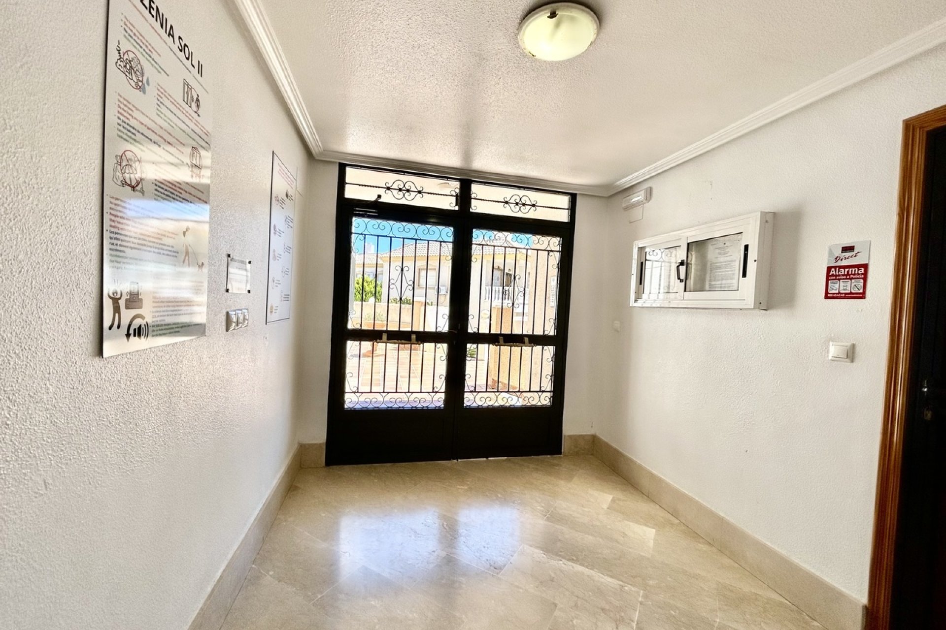 Herverkoop - Apartment -
La Zenia - Costa Blanca