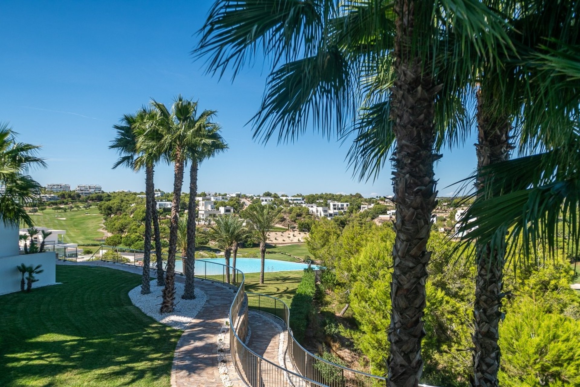 Herverkoop - Apartment -
Las Colinas Golf - Costa Blanca