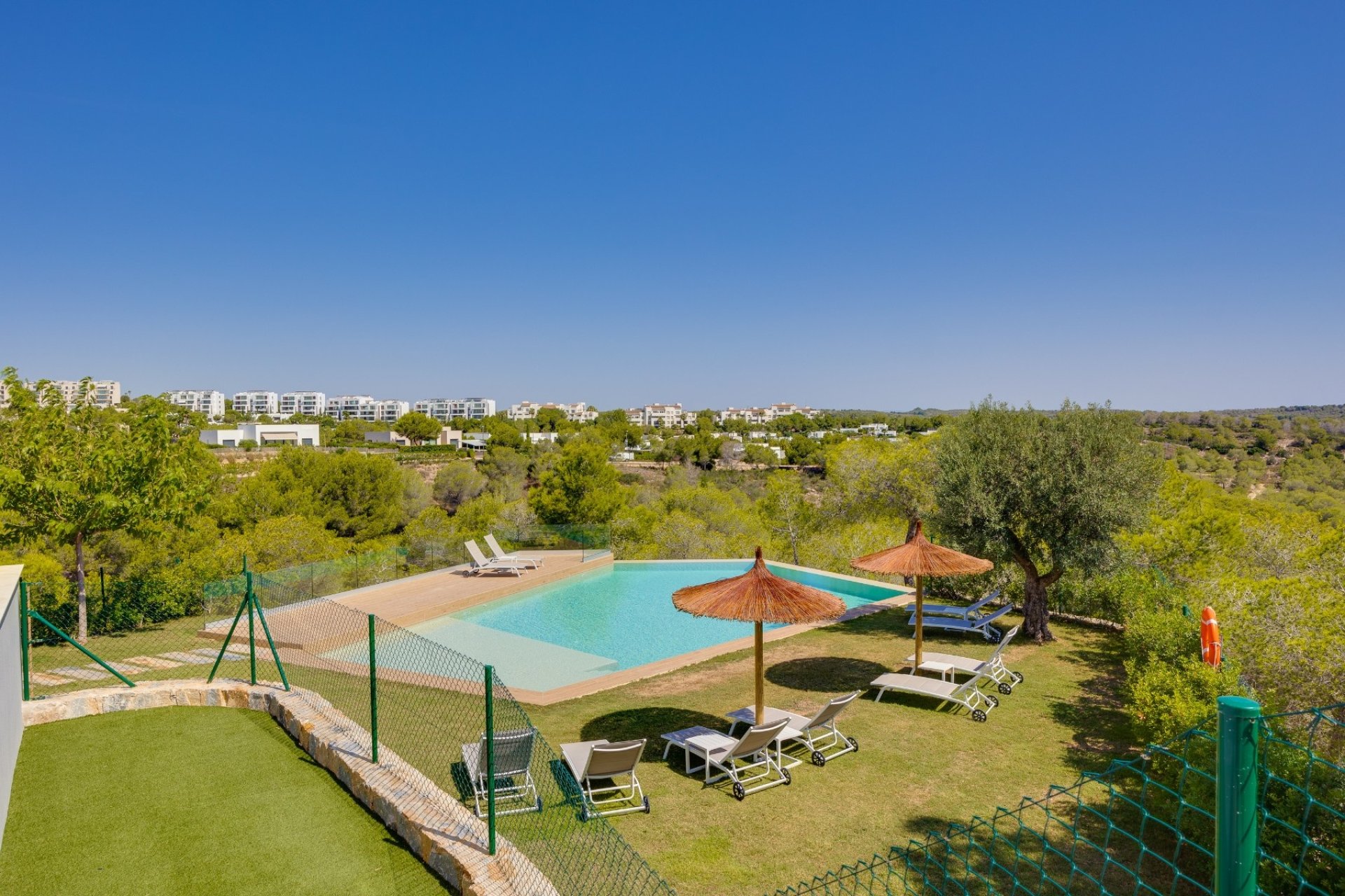 Herverkoop - Apartment -
Las Colinas Golf Resort - Las Colinas golf