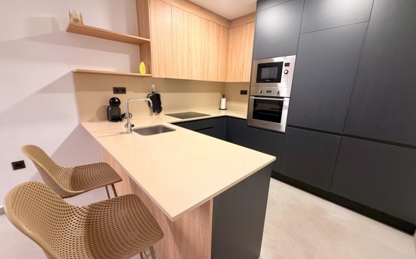 Herverkoop - Apartment -
Lo Crispin - Inland