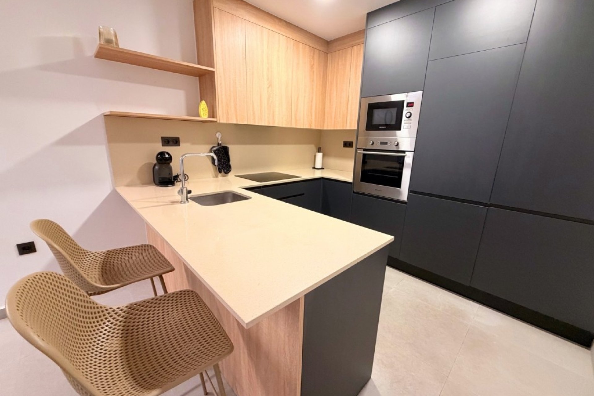 Herverkoop - Apartment -
Lo Crispin - Inland
