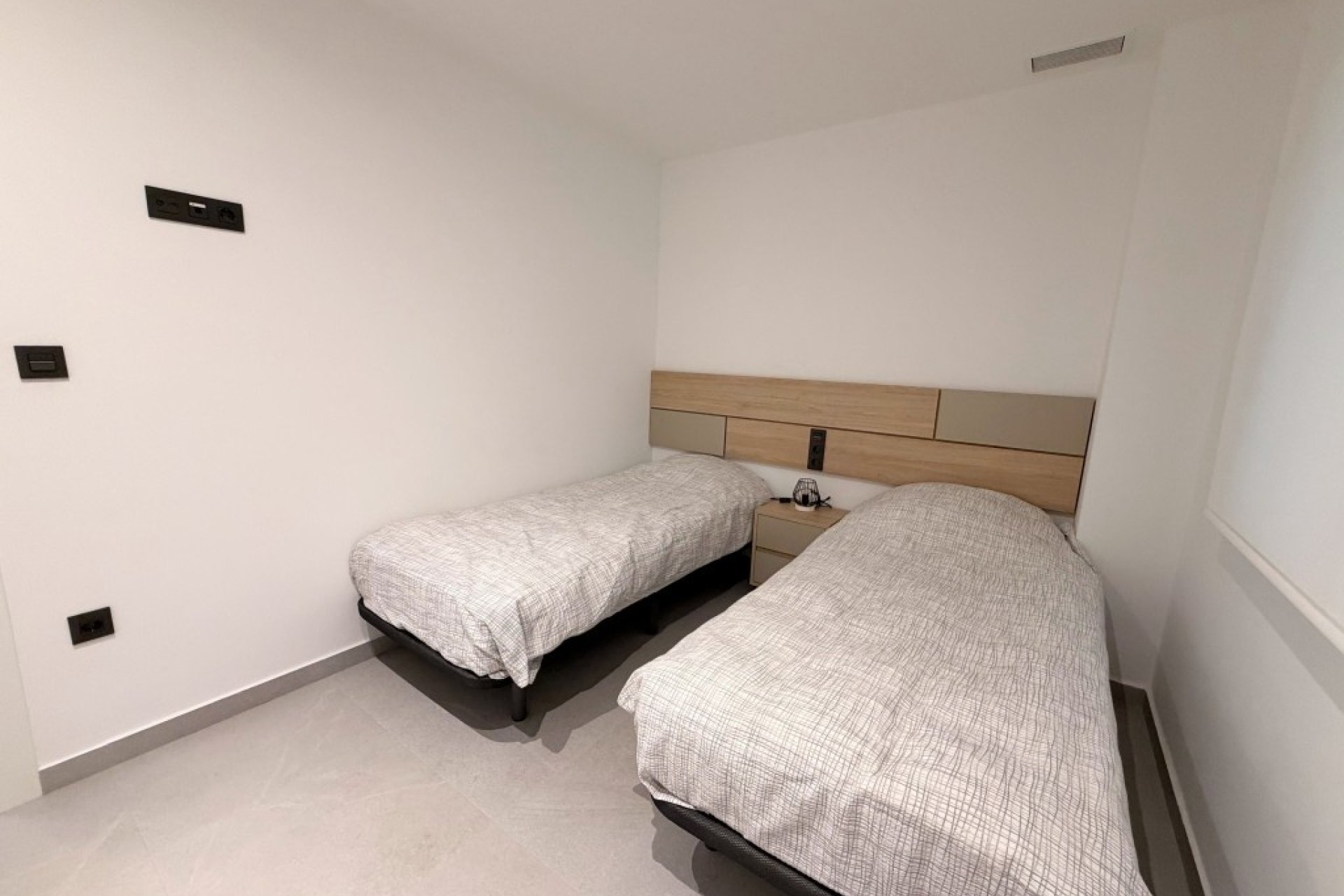 Herverkoop - Apartment -
Lo Crispin - Inland