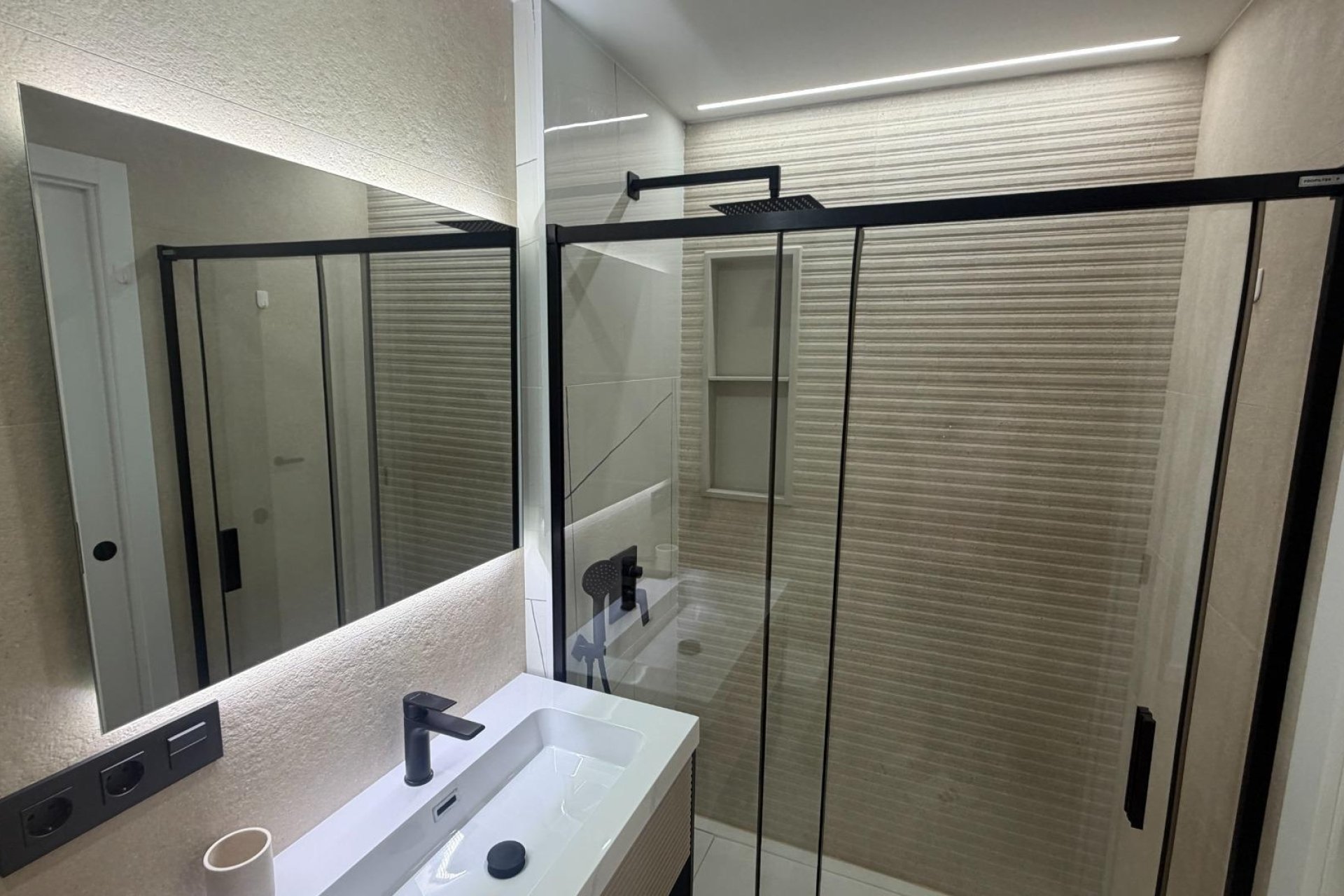 Herverkoop - Apartment -
Los Alcazares - Costa Calida