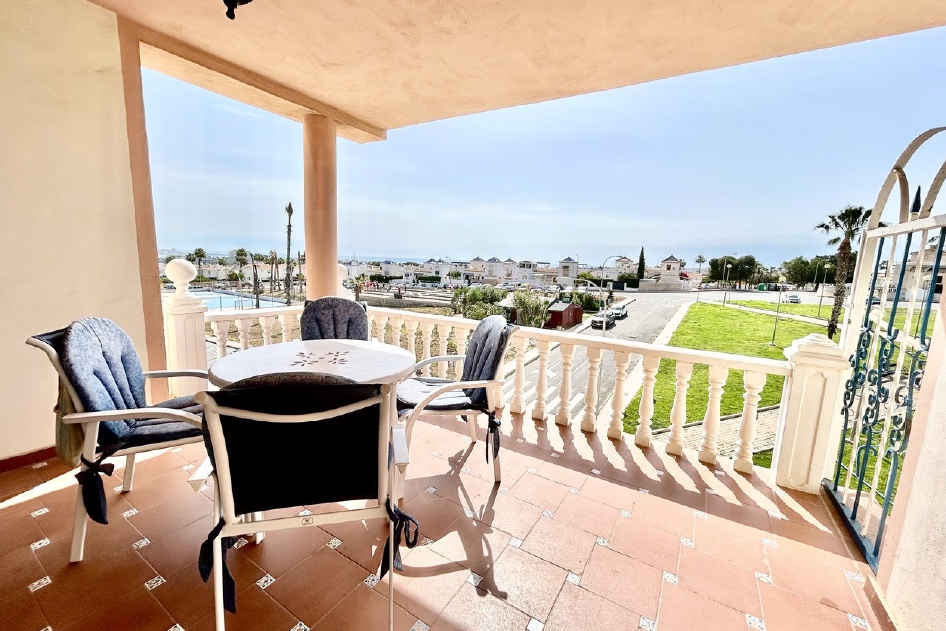 Herverkoop - Apartment -
Los Altos - Costa Blanca