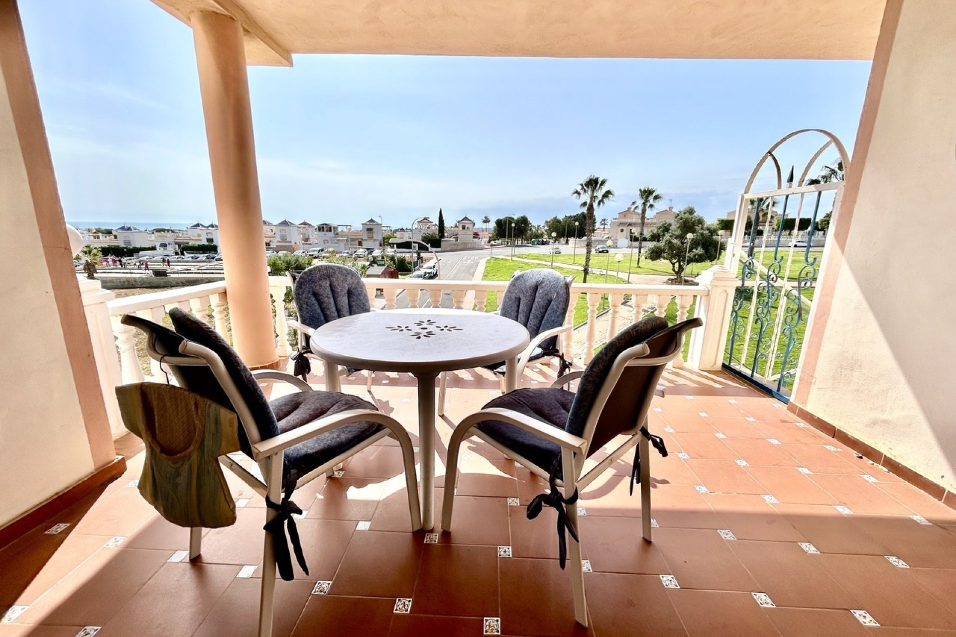 Herverkoop - Apartment -
Los Altos - Costa Blanca