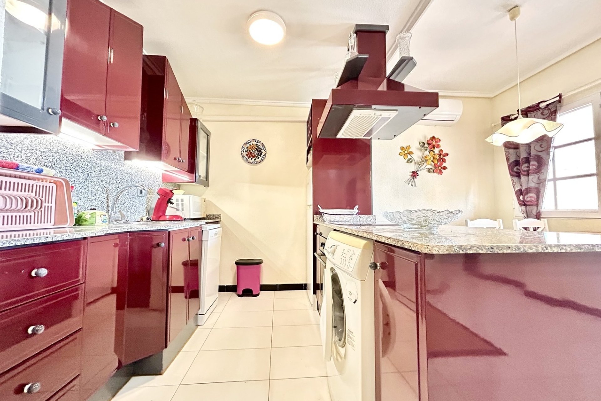 Herverkoop - Apartment -
Los Altos - Costa Blanca
