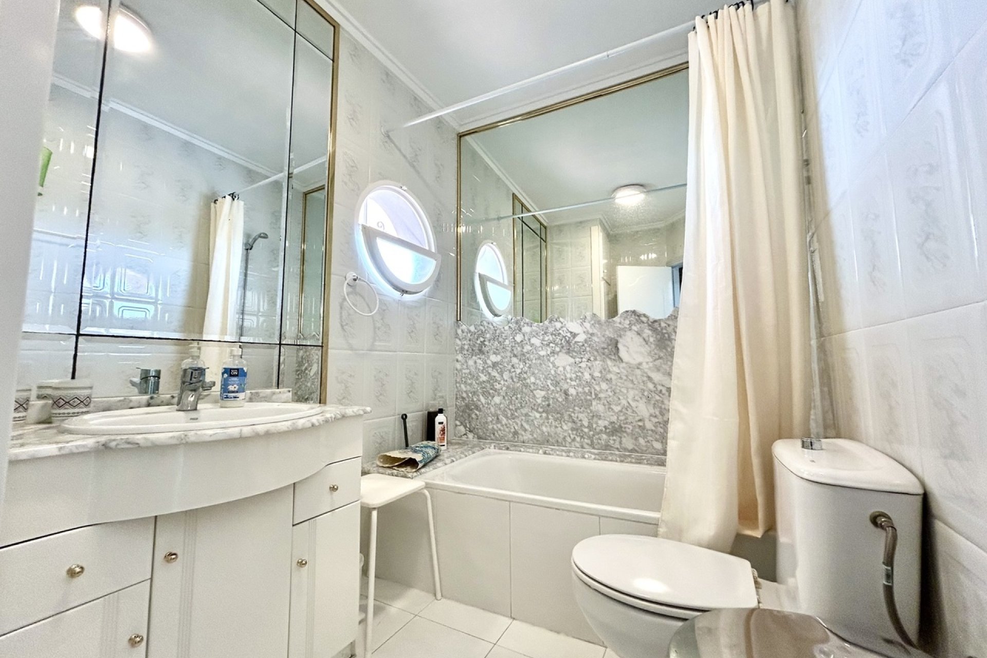 Herverkoop - Apartment -
Los Altos - Costa Blanca
