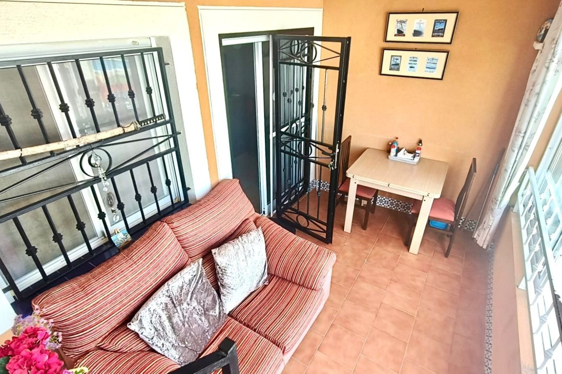 Herverkoop - Apartment -
Los Altos