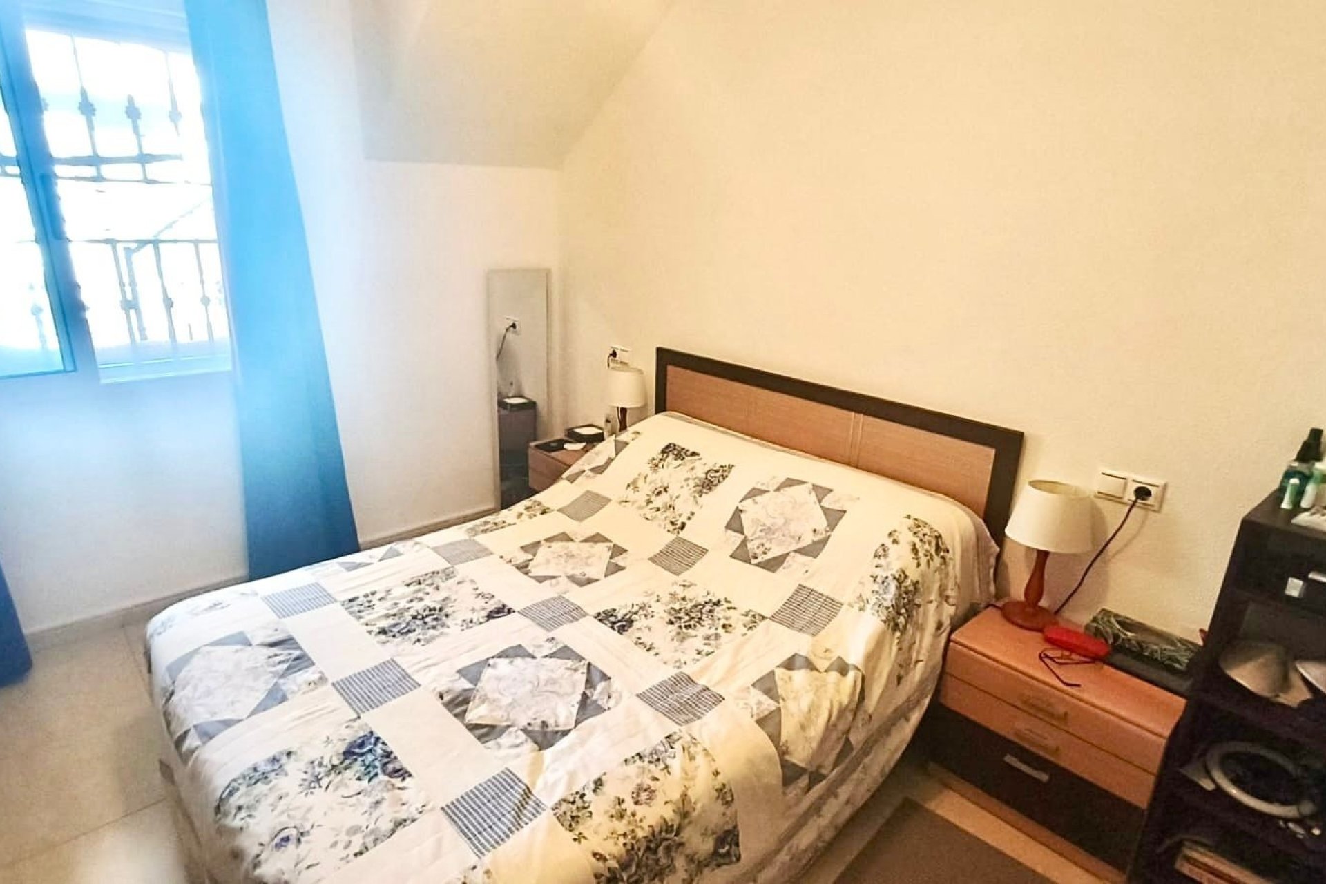 Herverkoop - Apartment -
Los Altos