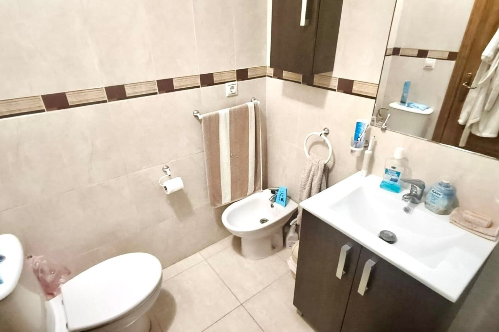 Herverkoop - Apartment -
Los Altos