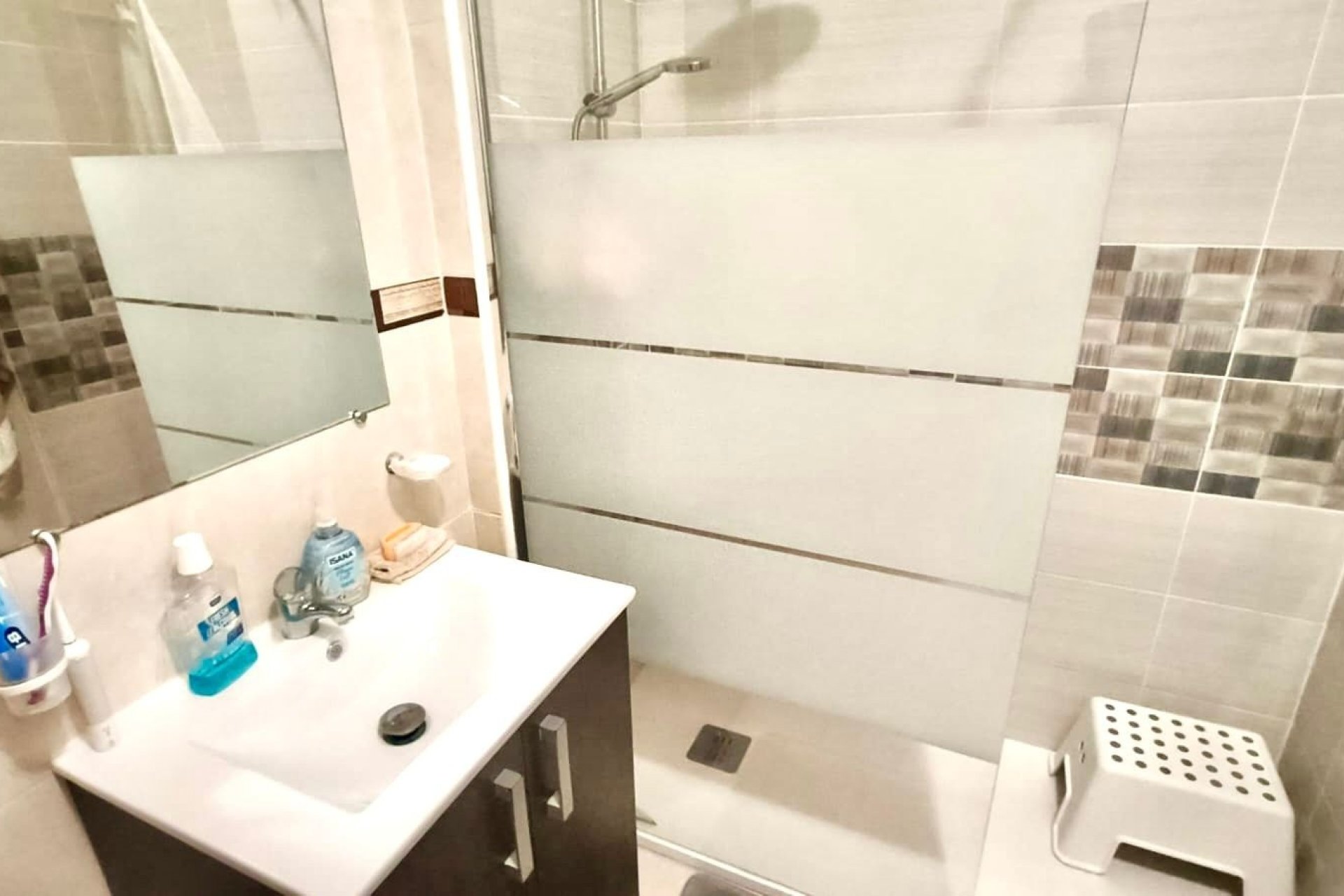 Herverkoop - Apartment -
Los Altos