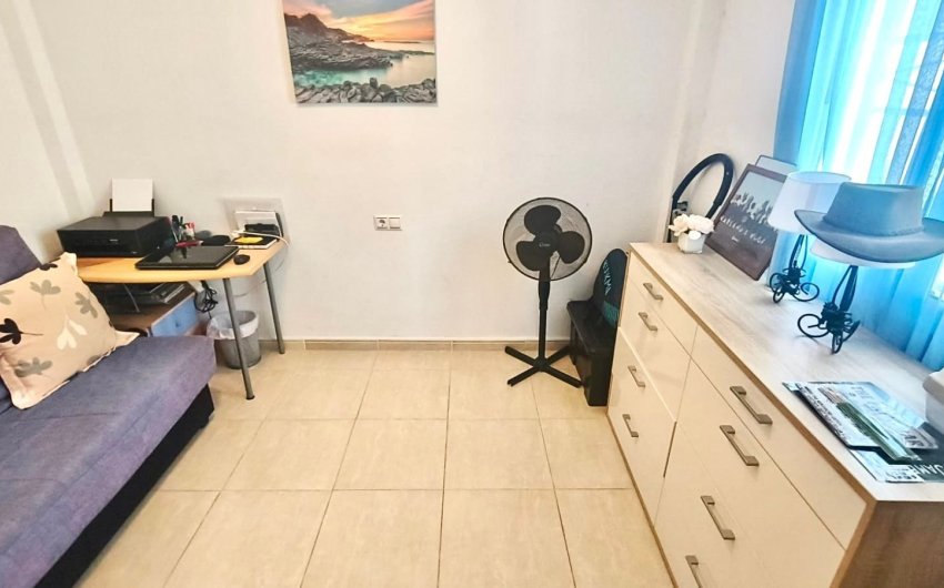 Herverkoop - Apartment -
Los Altos