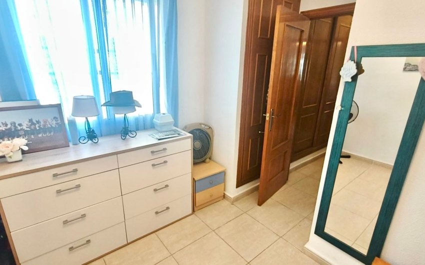 Herverkoop - Apartment -
Los Altos