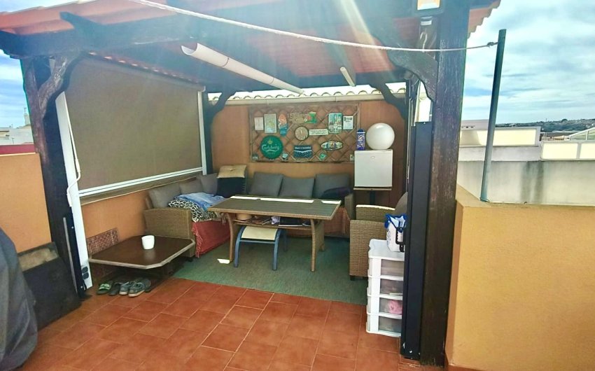 Herverkoop - Apartment -
Los Altos