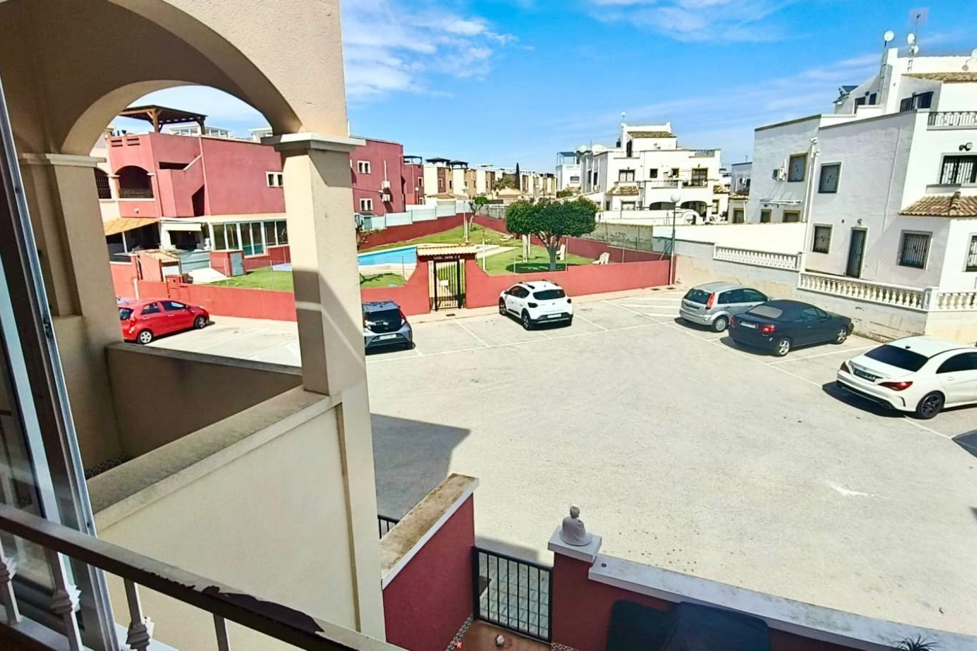 Herverkoop - Apartment -
Los Altos