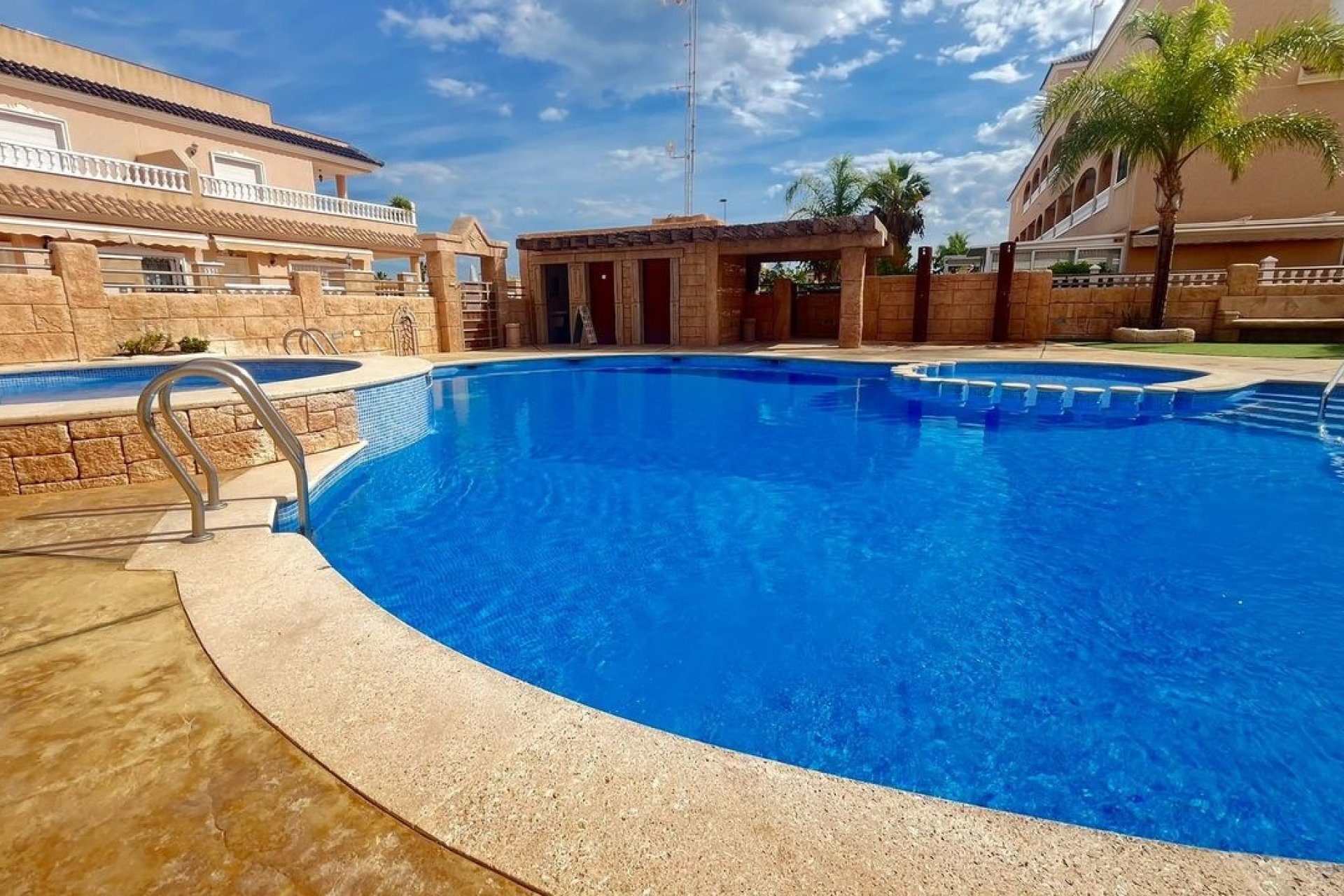 Herverkoop - Apartment -
Los Dolses - Inland