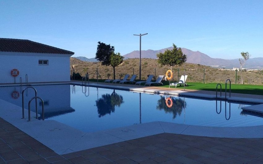 Herverkoop - Apartment -
Manilva - Inland