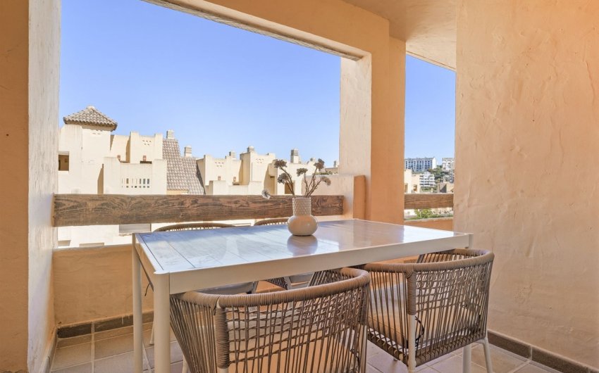 Herverkoop - Apartment -
Manilva - Inland